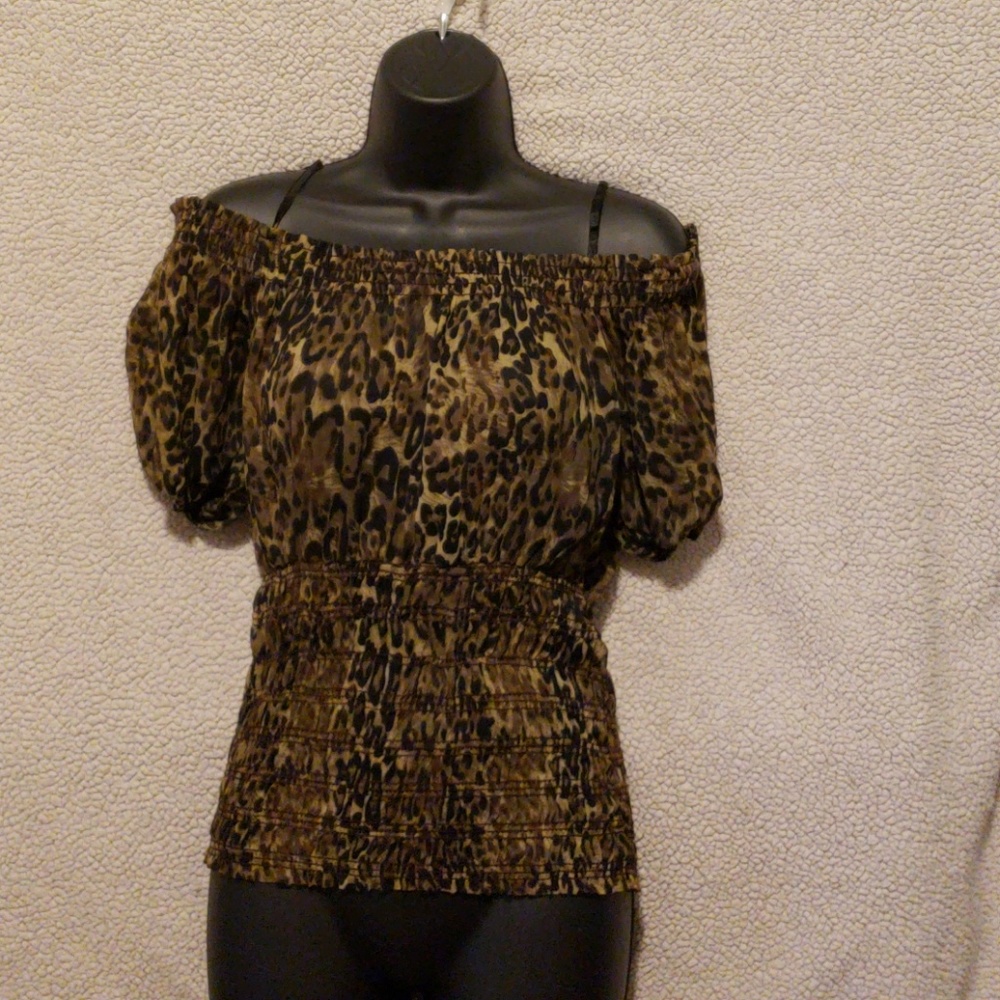 Leopard Top